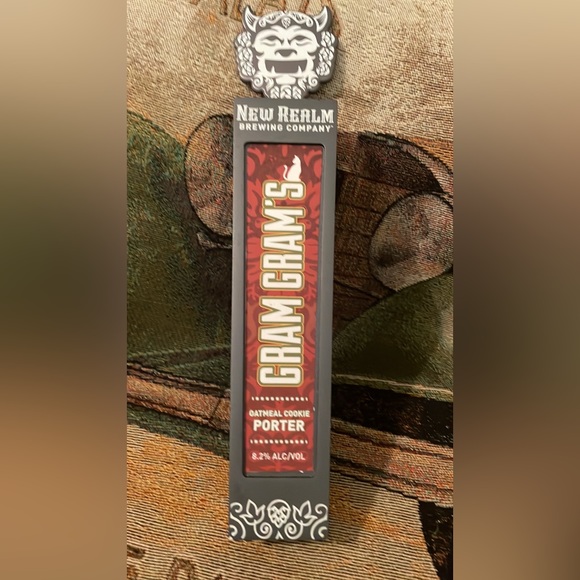 New Realm Brewing Company Hop Head Beer Tap Handle Gram Gram’s Oatmeal Porter - Picture 2 of 8